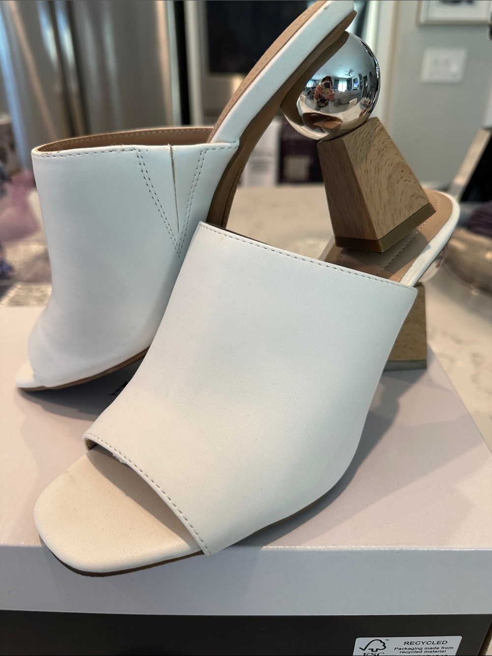 White Open-Toe Mule Heels with Sculpted Wood Accent EUC